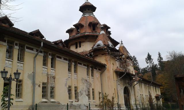 Clădirea Băilor Govora, arhitectură Belle Époque de la începutul secolului XX